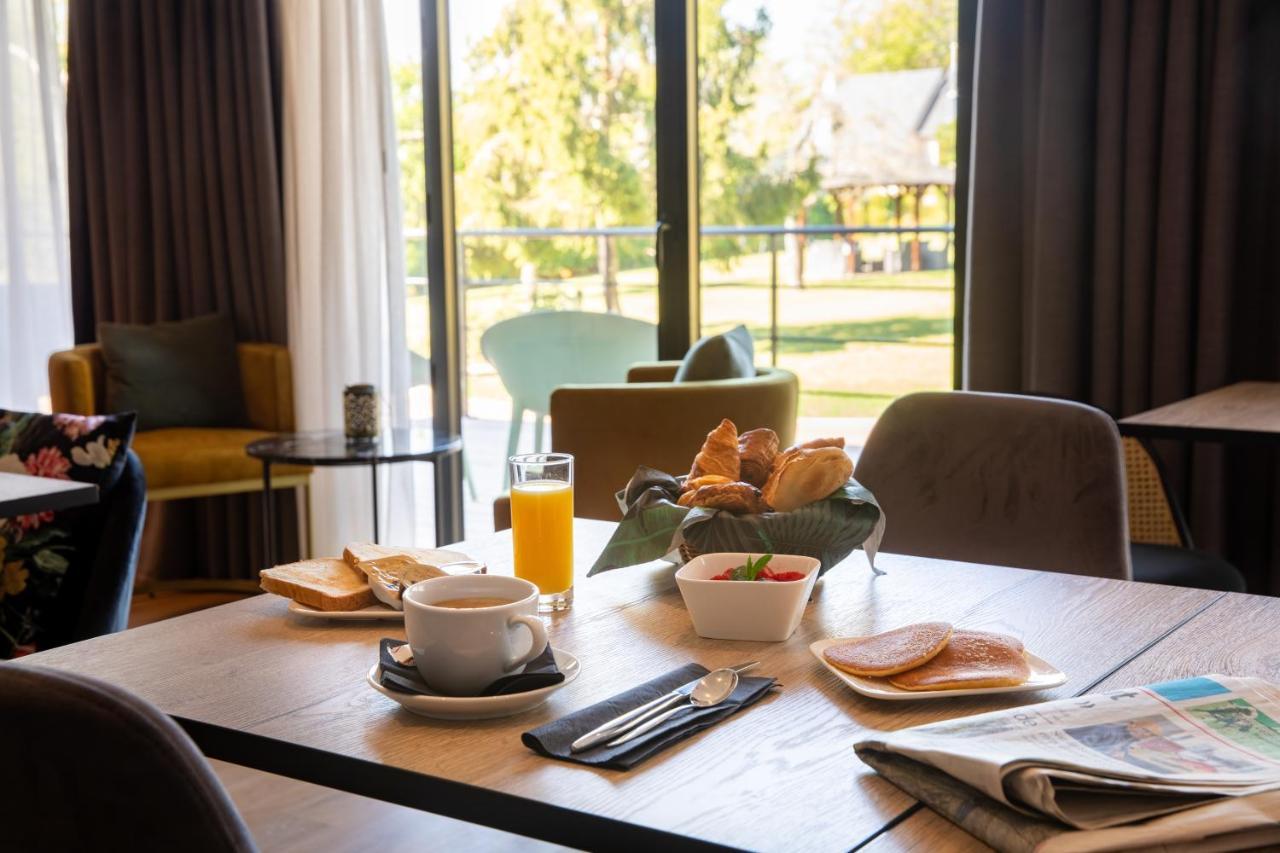 Hotel De La Pommeraie Le Mans Eksteriør billede