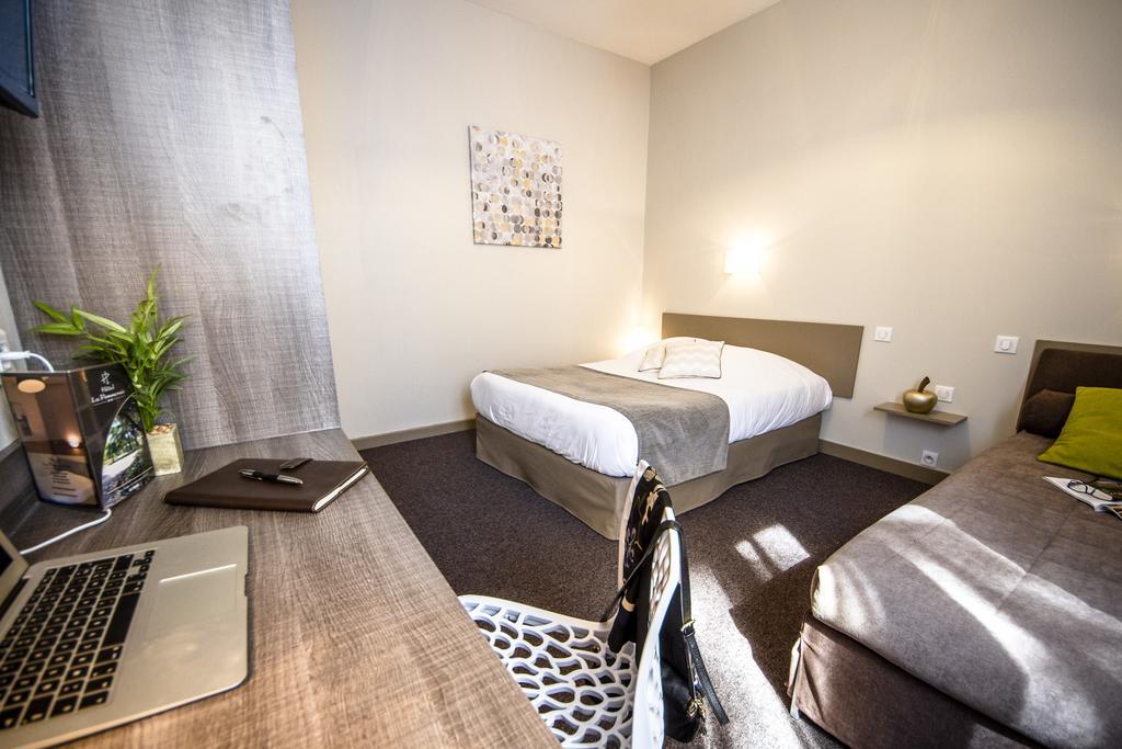 Hotel De La Pommeraie Le Mans Eksteriør billede